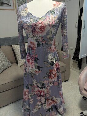 LIKE NEW! KOMAROV FORMAL/SEMI-FORMAL dress size S.